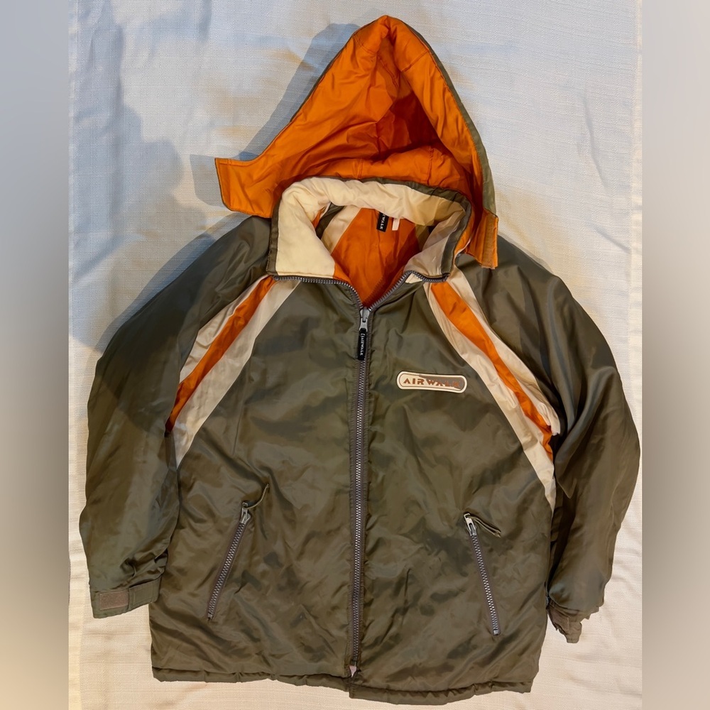 Airwalk Men’s Vintage 1980’s Green/Grey and Orange Reversible Puffer Jacket